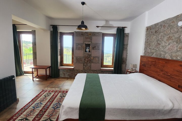 Room 8 of 63