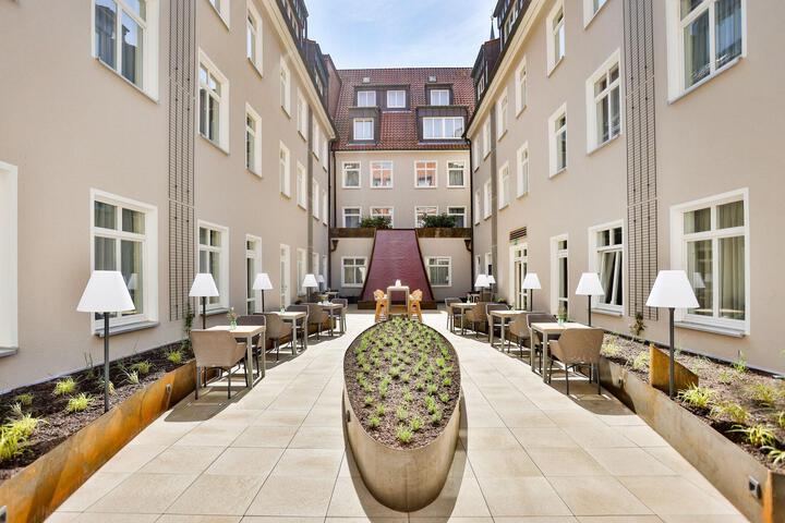 Terrace/Patio 19 of 53