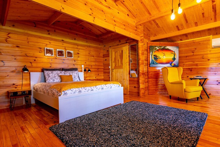 Room 14 of 123