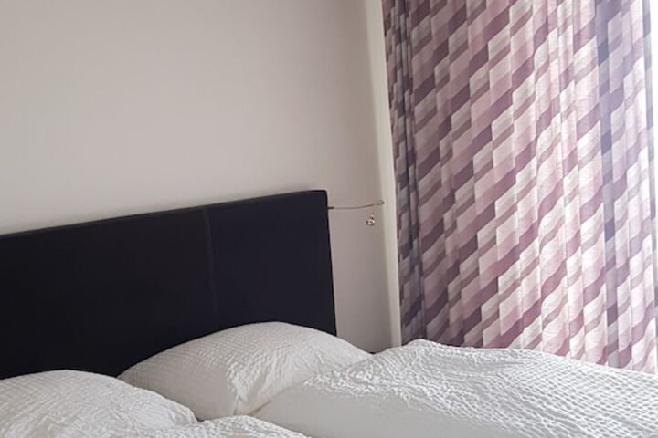 Room 3 of 57