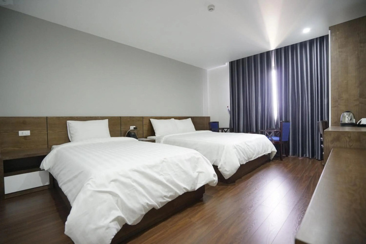 Room 4 of 24