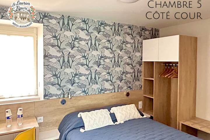 Room 4 of 17