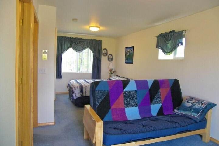 Room 17 of 36