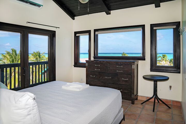 Room 54 of 195