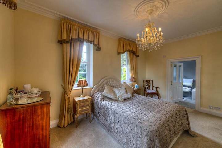 Room 17 of 72