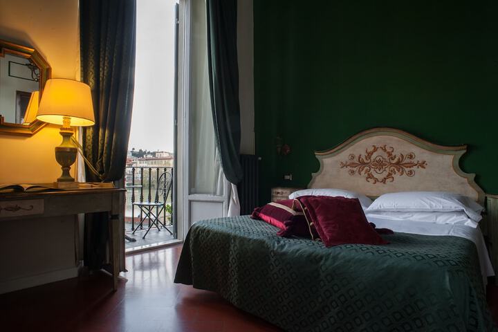 Room 9 of 70