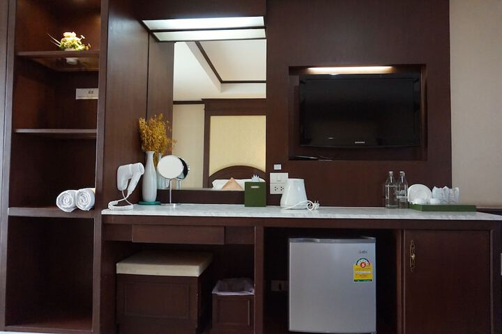 Room amenity