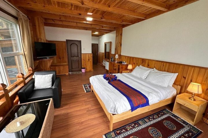Room 4 of 22