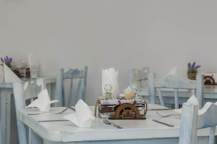 Dining 105 of 137