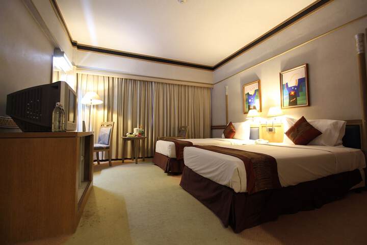 Room 15 of 70