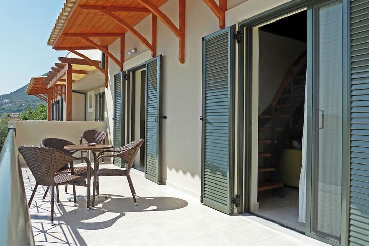 Terrace/Patio 38 of 64