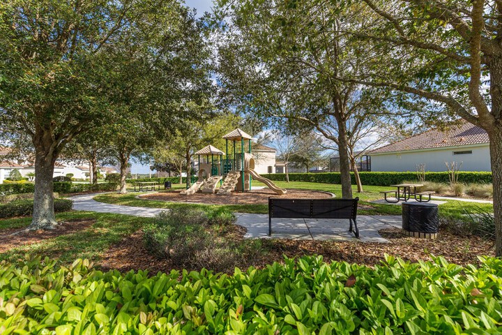 Property Grounds 58 of 65