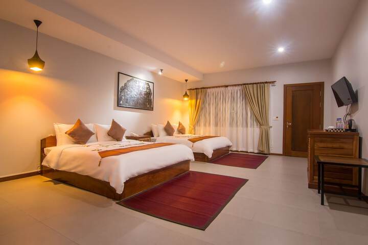 Room 8 of 151