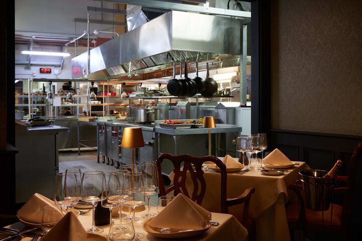 Dining 160 of 183