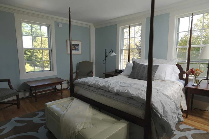 Image of BELLOWS WALPOLE INN