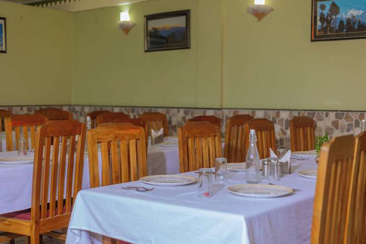 Dining 45 of 60