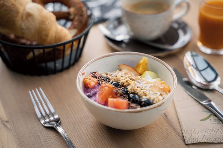 Breakfast/Coffee Service 105 of 144