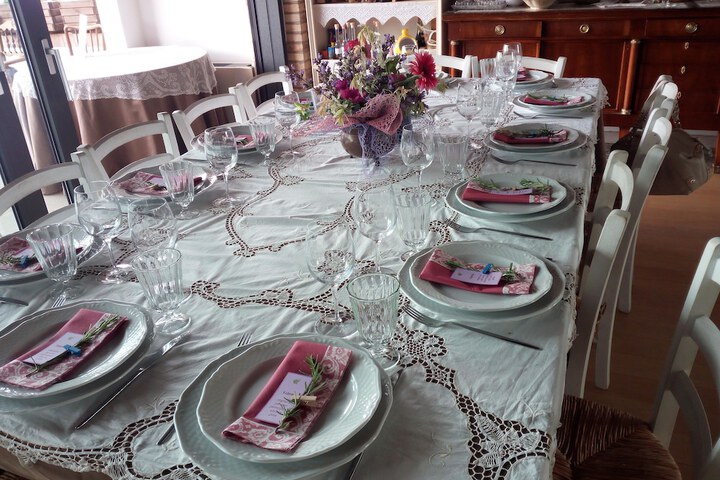 Dining 25 of 43