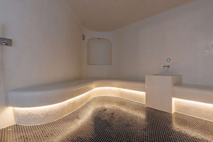 Spa 74 of 127