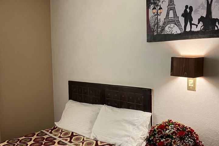 Room 2 of 41