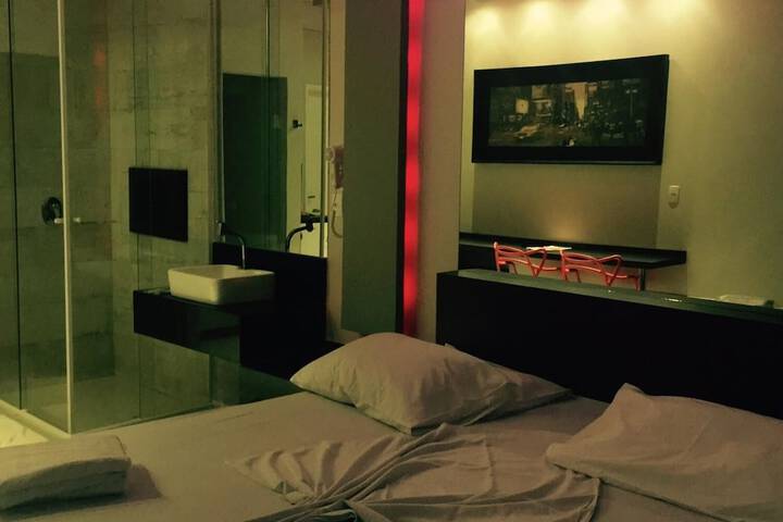 Room 8 of 17