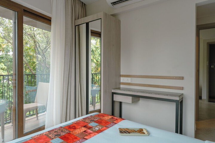 Room 6 of 20
