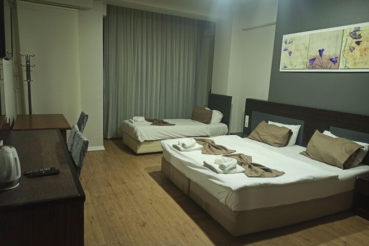 Room 7 of 29