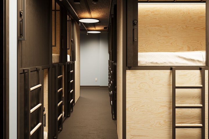 Room 8 of 21
