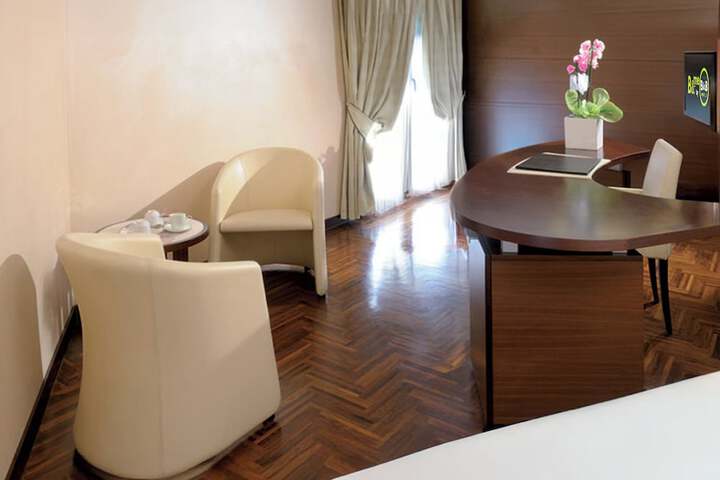 Room 10 of 63