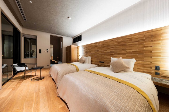 Room 20 of 71