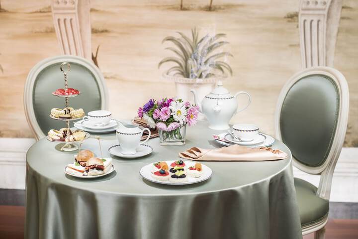 Breakfast/Coffee Service 52 of 104
