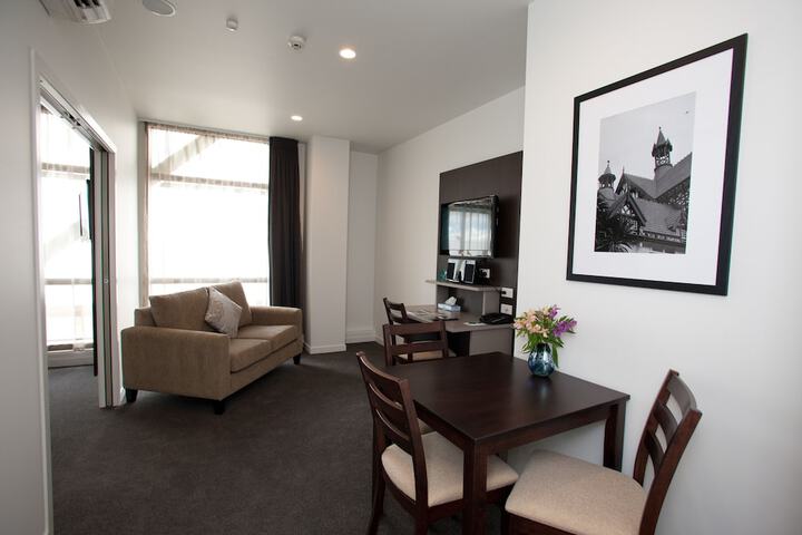 Room 18 of 29