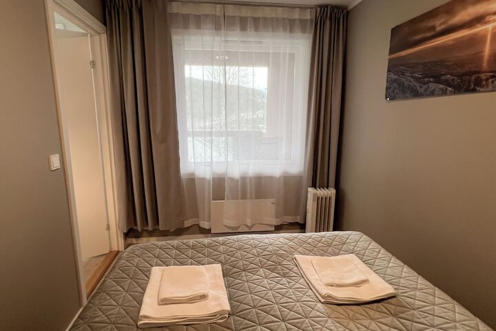 Room 14 of 159