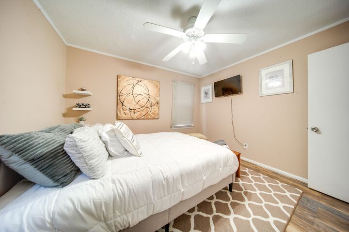 Room 3 of 24