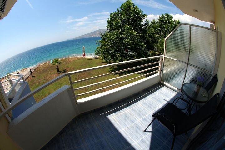 Terrace/Patio 86 of 86