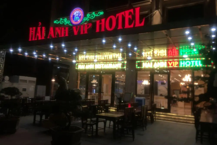 restaurant