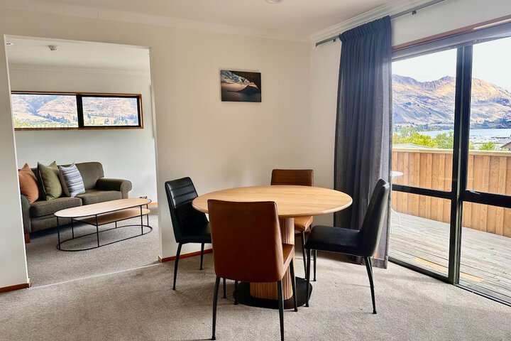 Room 6 of 23