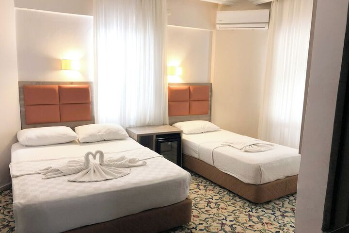 Room 5 of 29