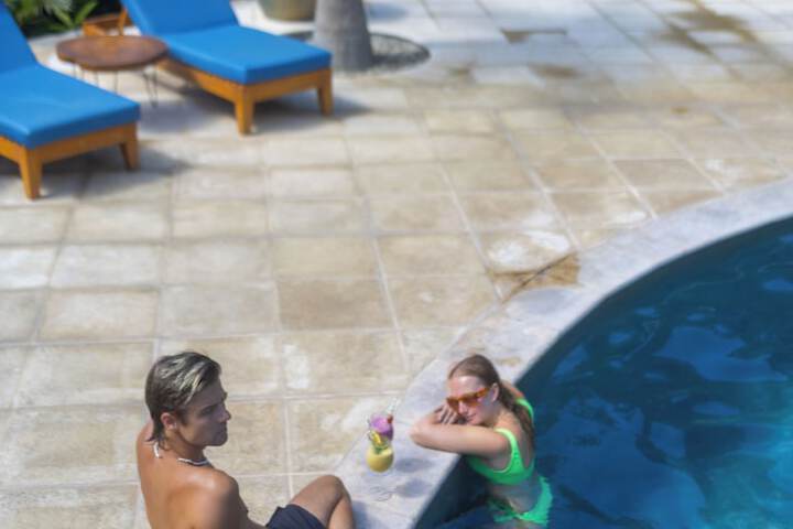 Pool 83 of 134
