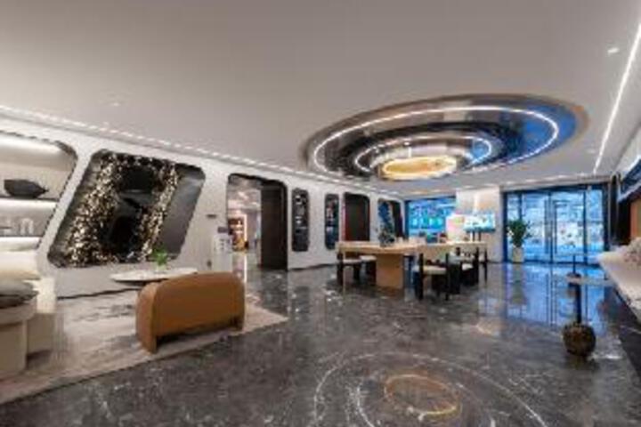 World Hotel
