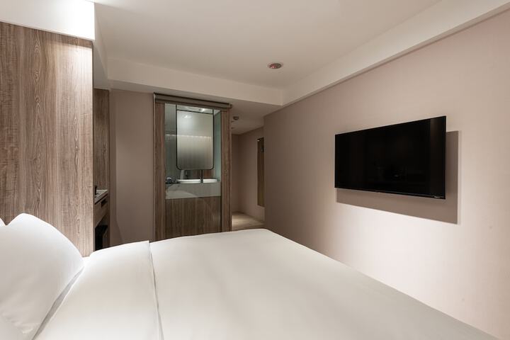 Room 60 of 145
