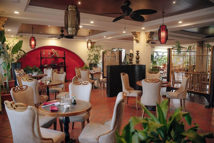 Dining 60 of 92