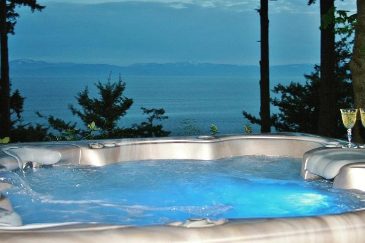 Pool 12 of 22