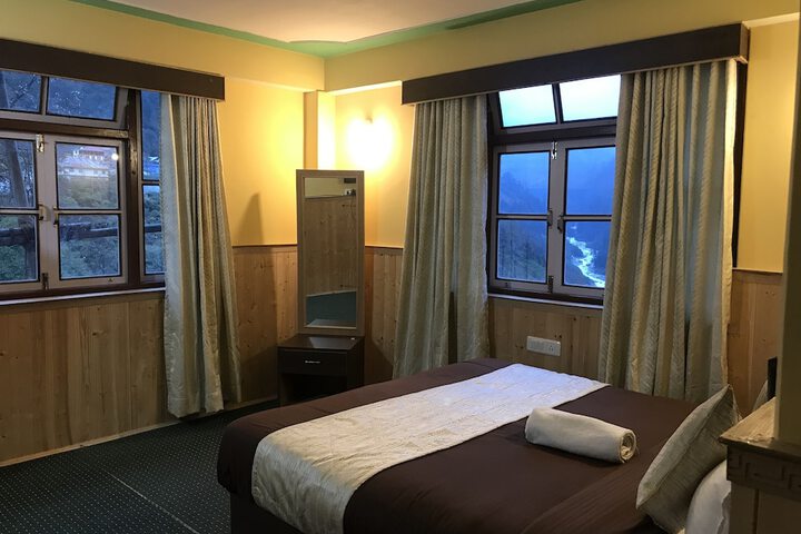 Room 19 of 65