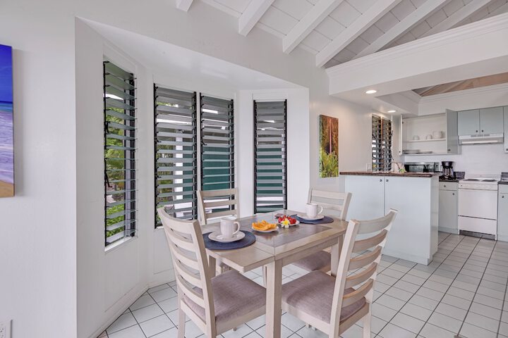 Dining Photos