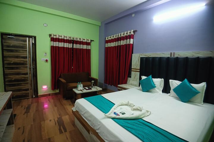 Room 25 of 60