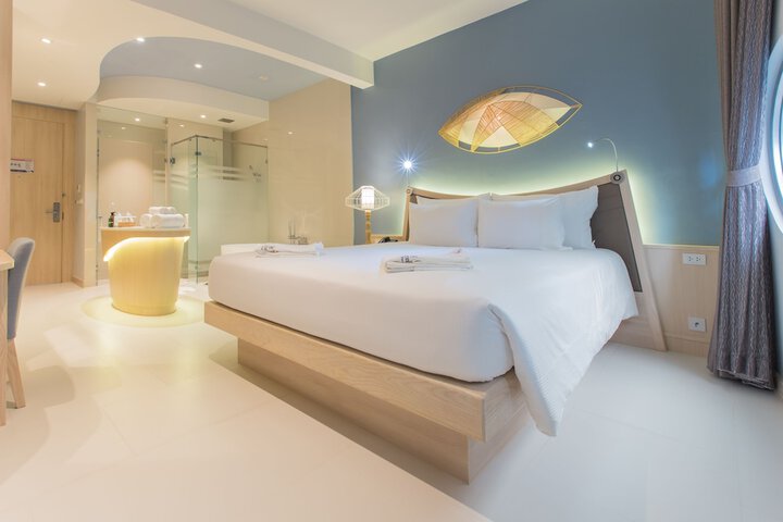 Room 15 of 91