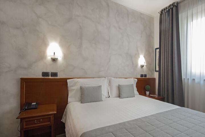 Room 20 of 69