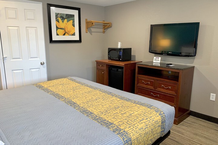 Room 50 of 112