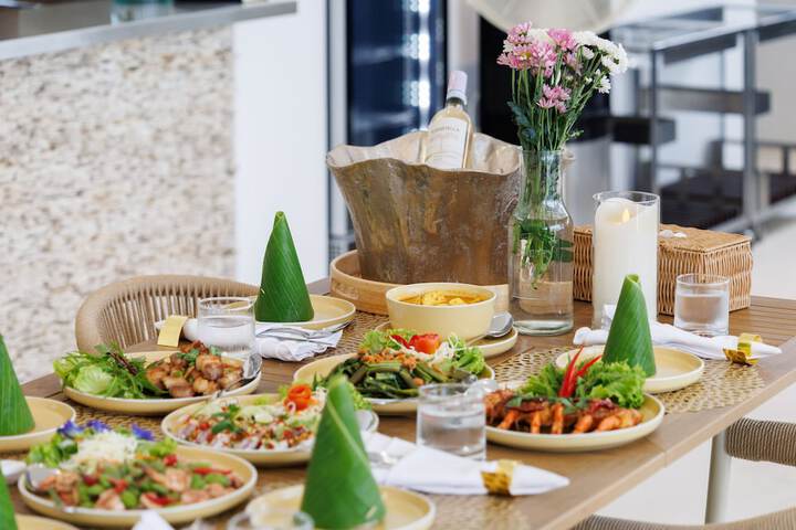 Dining 82 of 118